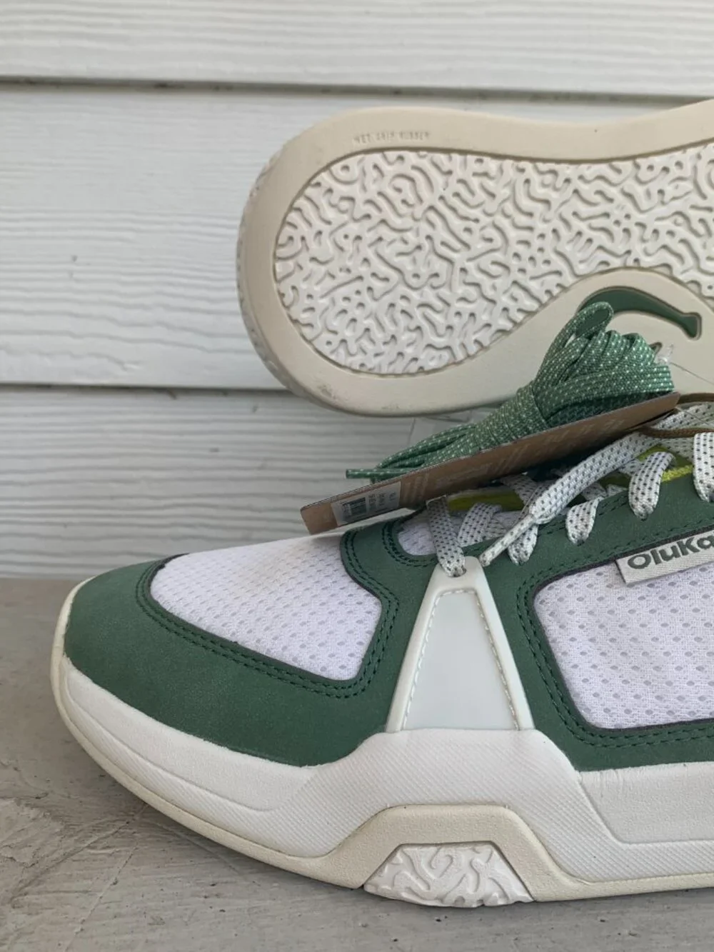 OluKai Anau Mens 10.5 Pickleball Sneaker Non-Marking Court Shoes 10545-WBSE